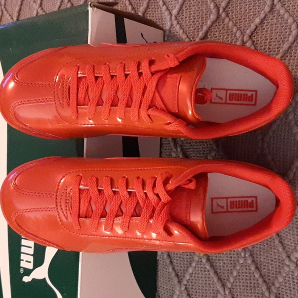 Puma Roma in High Risk Red with White. - Picture 2 of 10